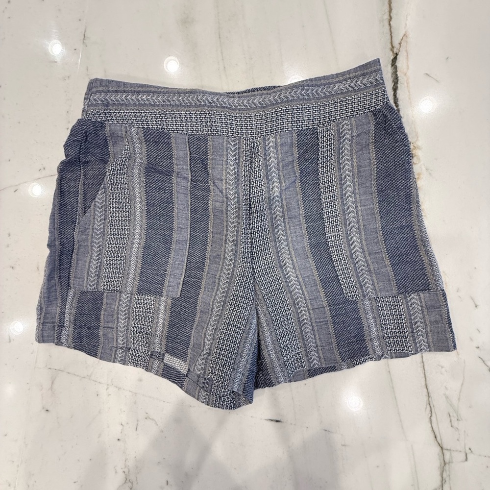 Evereve Blue Striped Shorts
